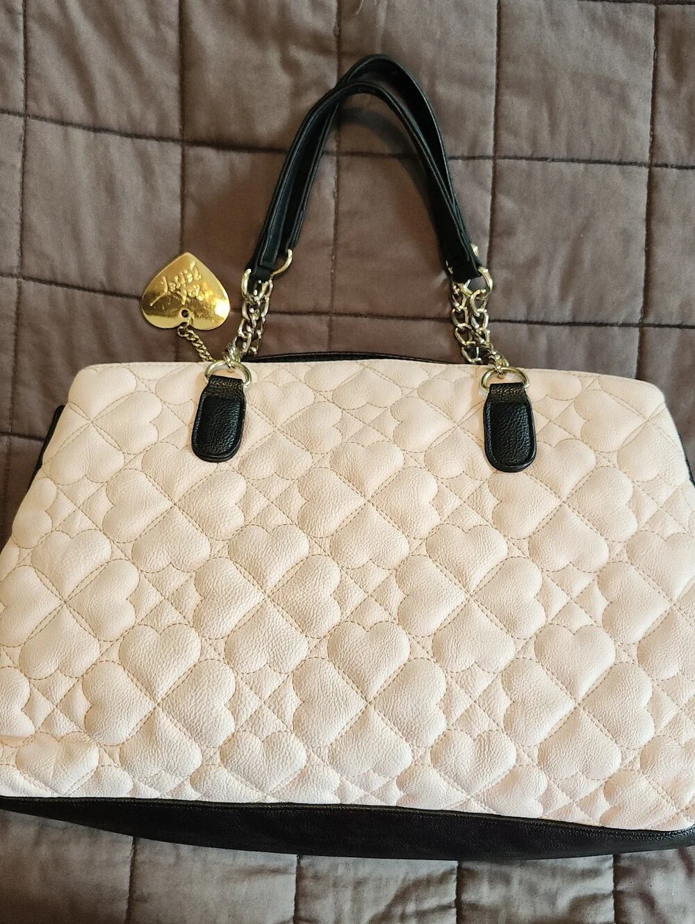 Betsey Johnson Pink Heart Quilted Tote/Bag Purse *READ* Missing Shoulder Strap